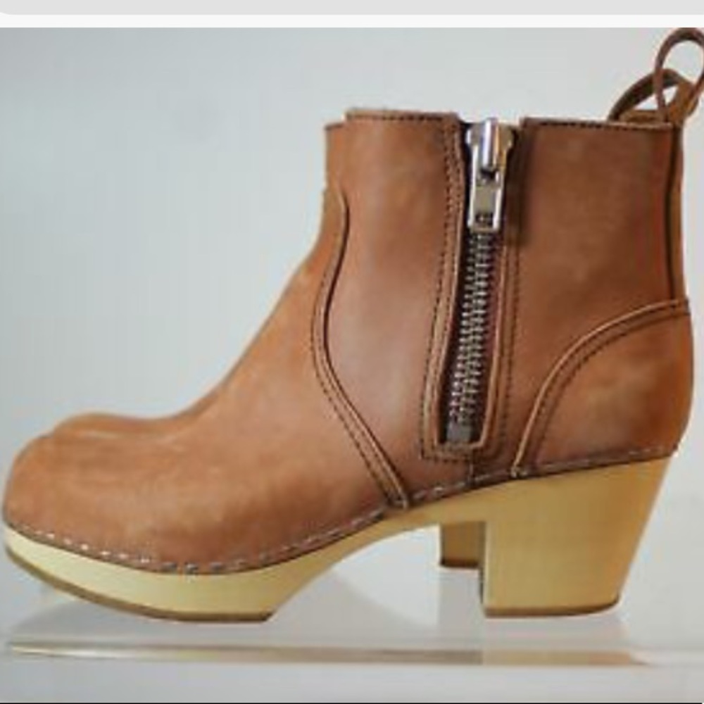 Swedish Hasbeen Toffel ankle boot clogs